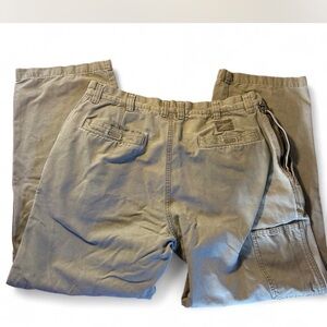 Columbia Men's Olive Cargo Pants